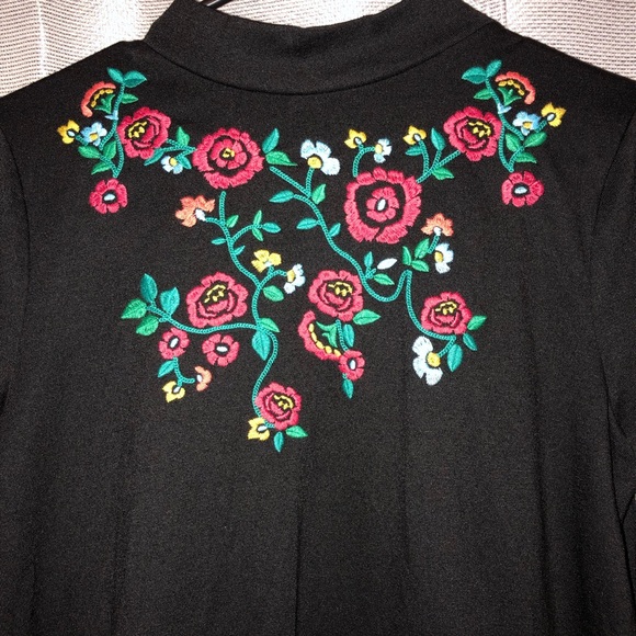 Loft‎ - Picture 3 of 4